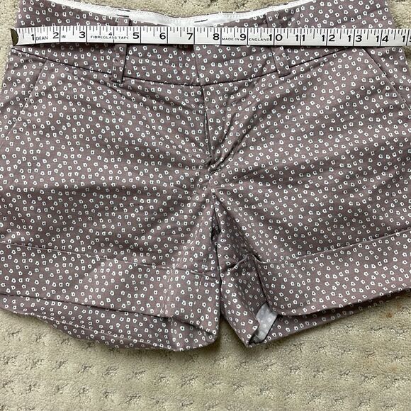 Club Monaco soft woven shorts. Size 0 - Picture 3 of 6